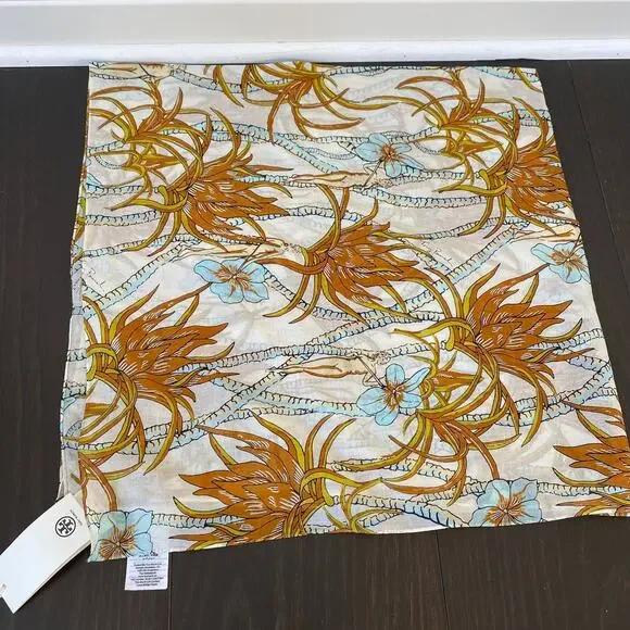 Last 2‼️NWT Tory Burch Women's Climbing Palms Square Scarf 144936 - Picture 2 of 9